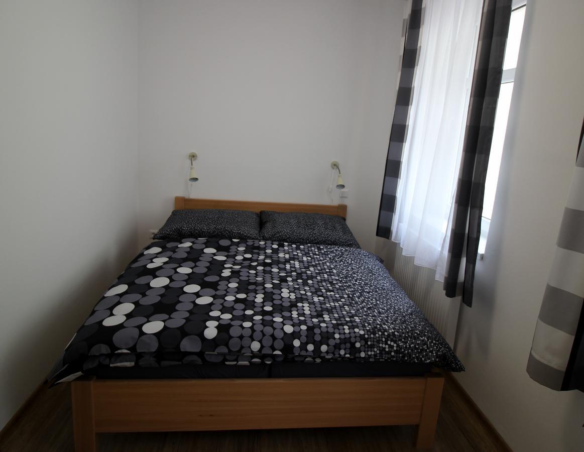 Apartmany Na Sadech Тршебонь Экстерьер фото