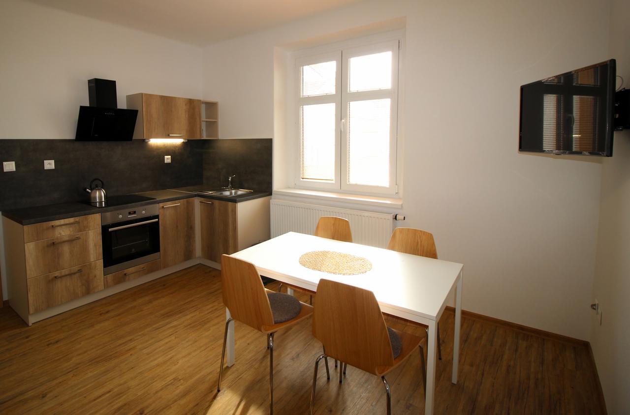 Apartmany Na Sadech Тршебонь Экстерьер фото
