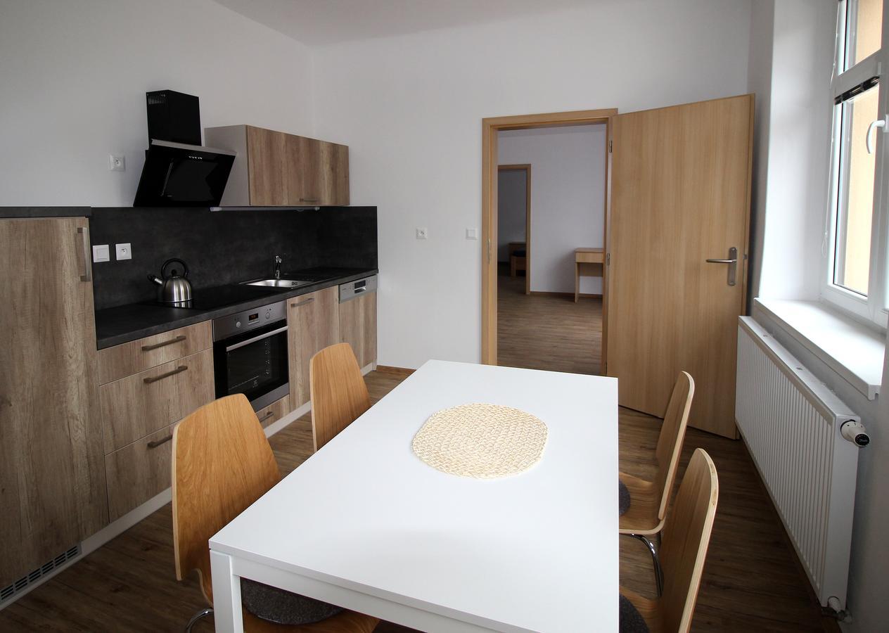 Apartmany Na Sadech Тршебонь Экстерьер фото