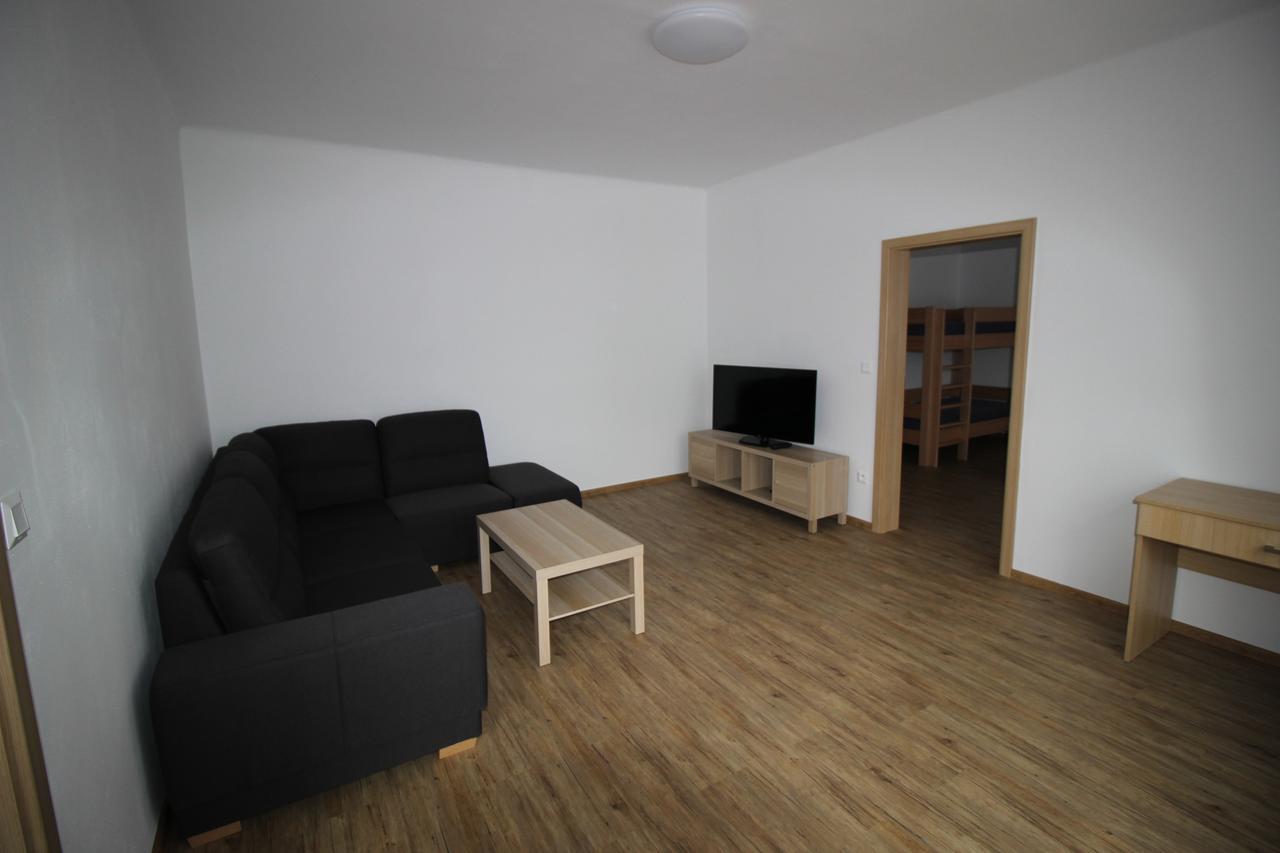 Apartmany Na Sadech Тршебонь Экстерьер фото